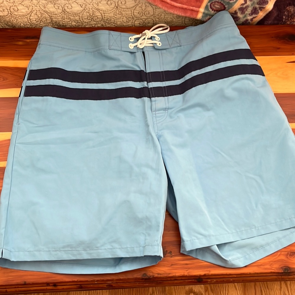 Men’s swim trunks